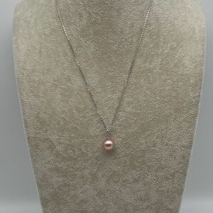 Elegant Pink Freshwater Pearl Necklace